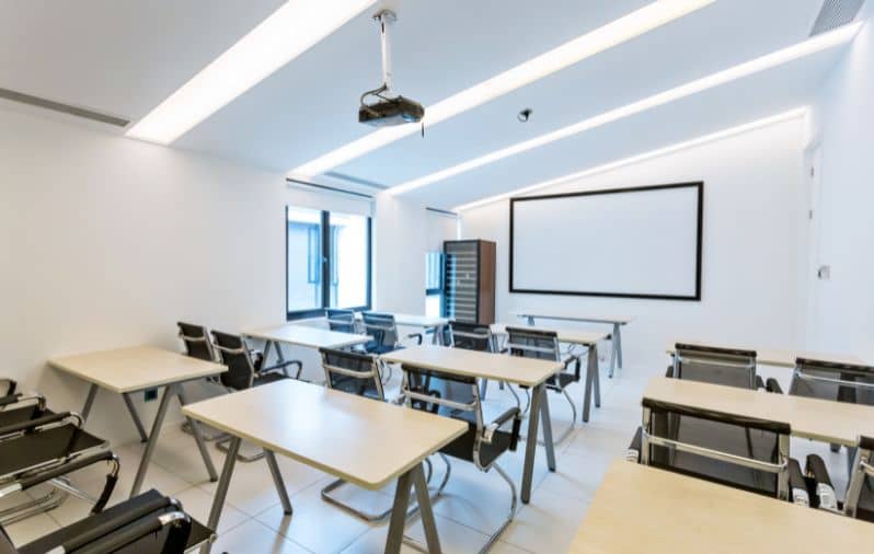 6 Reasons Renting Training Room in Singapore is Cost-Effective